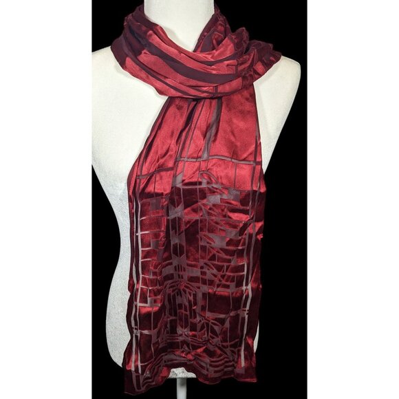 MOMA Officially Licensed Frank Lloyd Wright Red Burnout Scarf - Picture 4 of 12